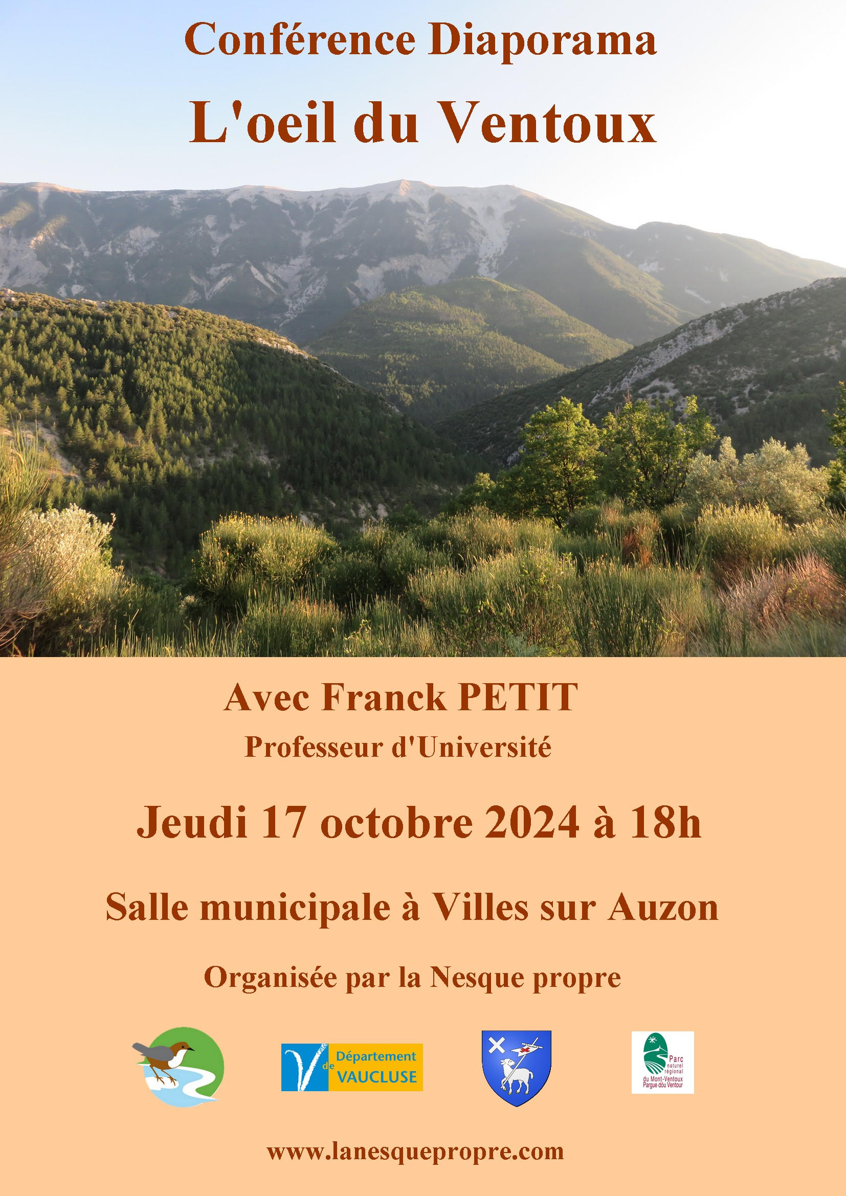 Salle comble à Villes-sur-Auzon pour Franck Petit et coup d&rsquo;envoi des conférences de Pierre Fabre